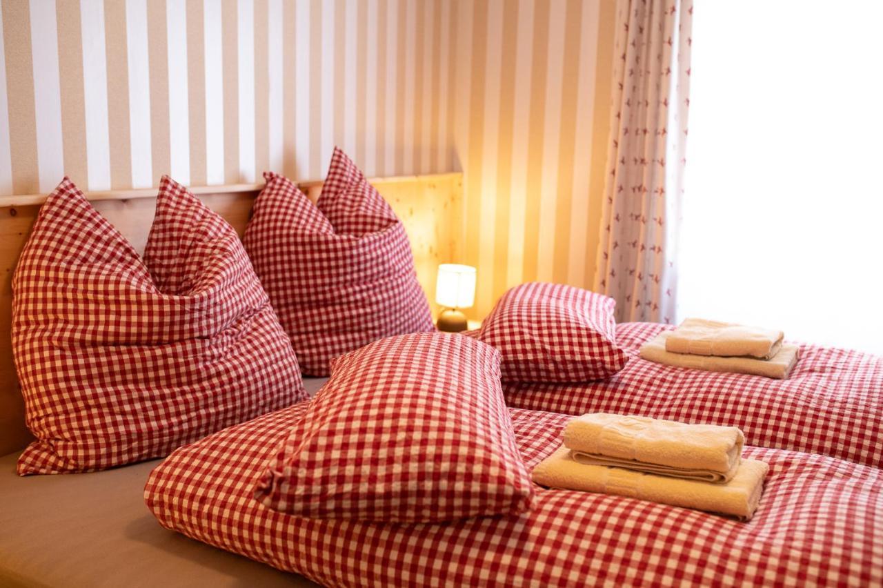 Roesslgut Bed & Breakfast Zederhaus Εξωτερικό φωτογραφία