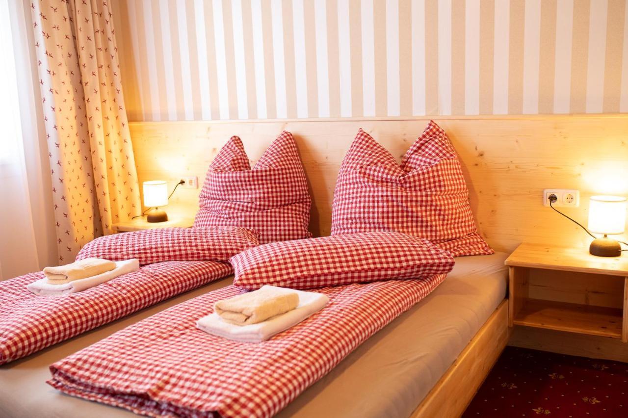 Roesslgut Bed & Breakfast Zederhaus Εξωτερικό φωτογραφία