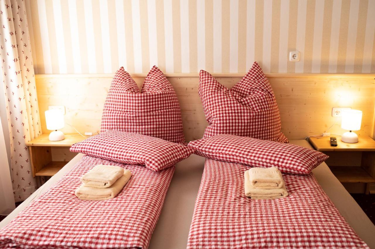 Roesslgut Bed & Breakfast Zederhaus Εξωτερικό φωτογραφία