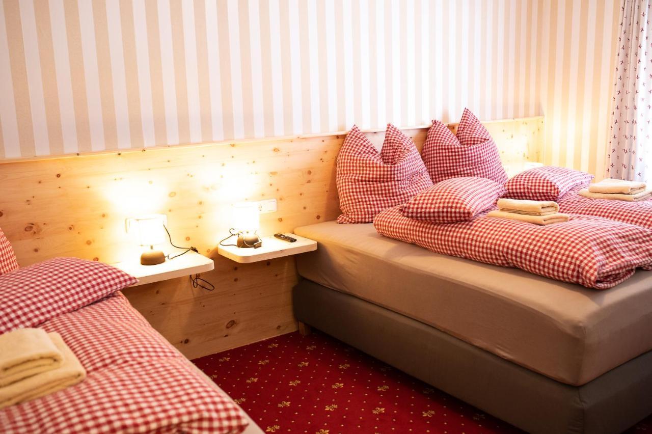 Roesslgut Bed & Breakfast Zederhaus Εξωτερικό φωτογραφία