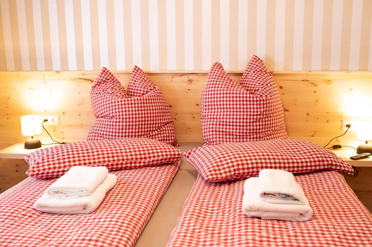 Roesslgut Bed & Breakfast Zederhaus Εξωτερικό φωτογραφία