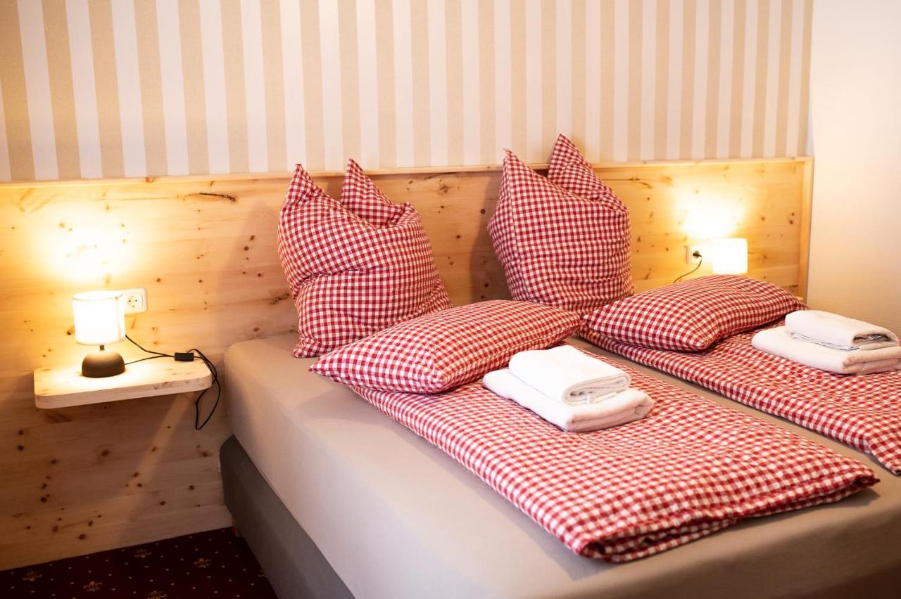 Roesslgut Bed & Breakfast Zederhaus Εξωτερικό φωτογραφία